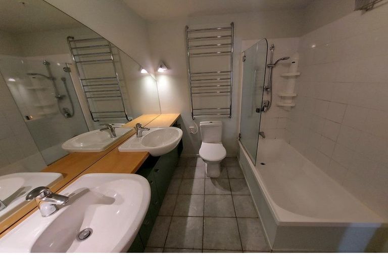 Photo of property in Elizabeth Street Chapel, 4/6 Elizabeth Street, Mount Victoria, Wellington, 6011