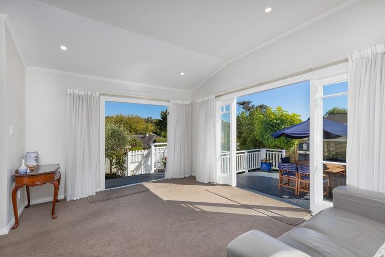 Photo of property in 11 Brougham Street, Nelson South, Nelson, 7010