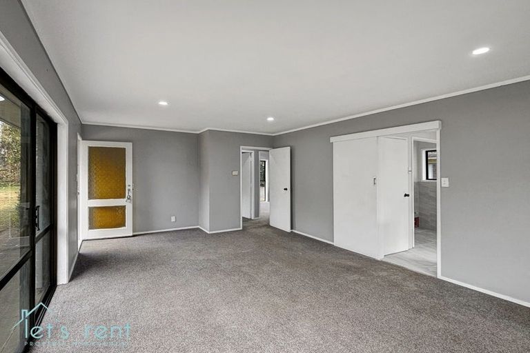 Photo of property in 2/21 Booker Place, Weymouth, Auckland, 2103