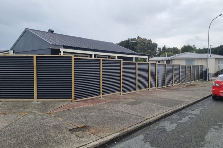 Photo of property in 15 Paisley Street, Kew, Invercargill, 9812