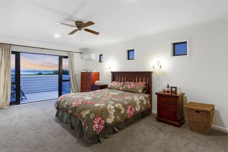 Photo of property in 8 Owen Place, Omokoroa, 3114