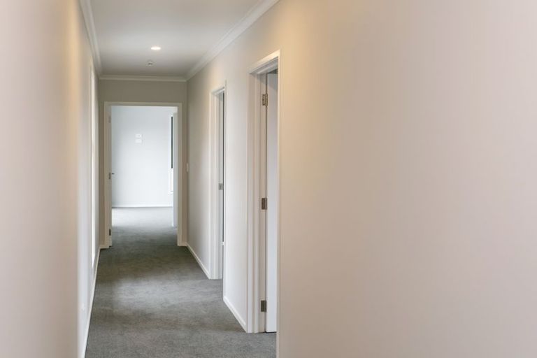 Photo of property in 28 Pukeko Way, Kinloch, Taupo, 3377