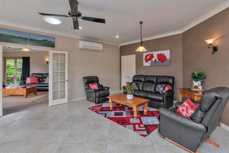 Photo of property in 7 Cairn Way, Te Kamo, Kamo, 0185