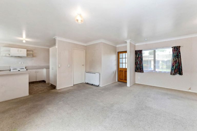 Photo of property in 1/11 Mckee Avenue, Fenton Park, Rotorua, 3010