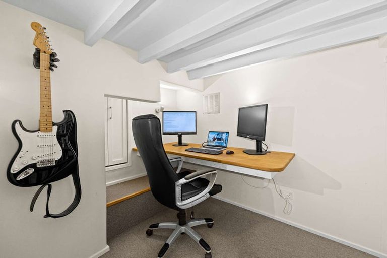 Photo of property in 36 Hukatai Street, Elsdon, Porirua, 5022