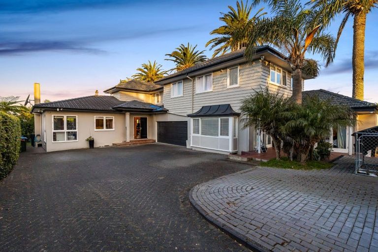 Photo of property in 184 Kohimarama Road, Kohimarama, Auckland, 1071
