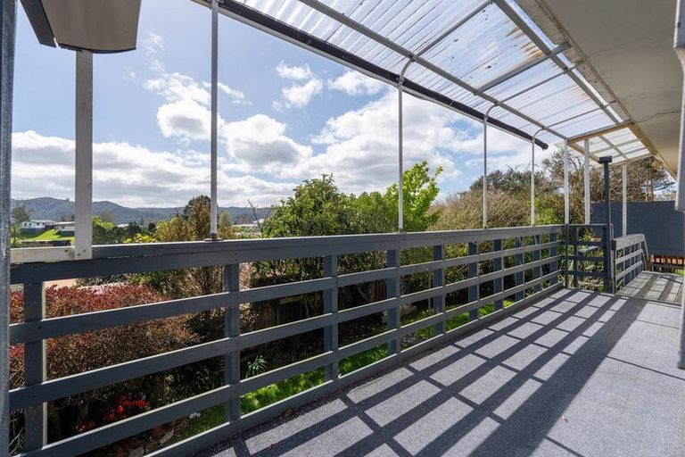Photo of property in 4 Smeath Road, Kawakawa, 0210