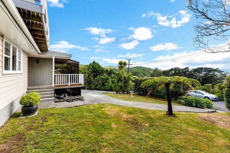 Photo of property in 3 Bermer Road, Belmont, Lower Hutt, 5010