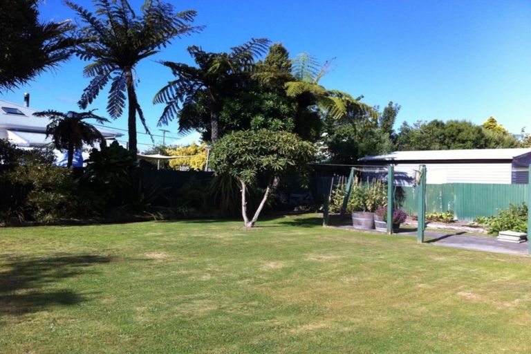 Photo of property in 11 Valentine Street, Alicetown, Lower Hutt, 5010