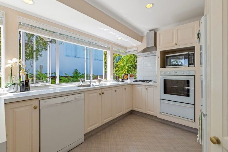 Photo of property in 1/36 Nihill Crescent, Mission Bay, Auckland, 1071