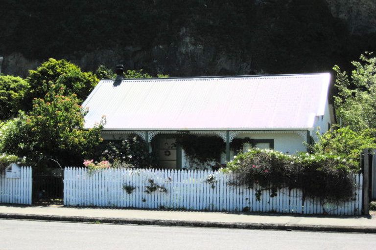 Photo of property in 42 Stoke Street, Sumner, Christchurch, 8081