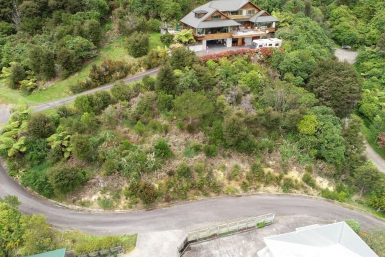 Photo of property in 28 Amelia Crescent, Waikawa, Picton, 7220