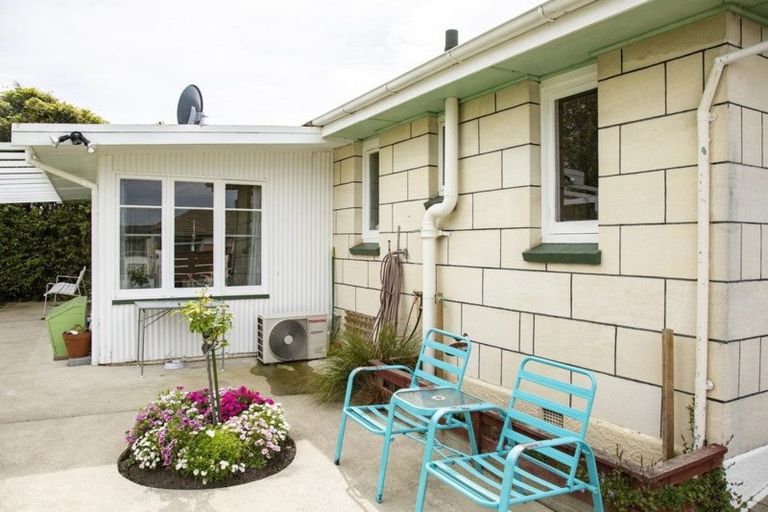 Photo of property in 2 Dalmeny Street, Oamaru North, Oamaru, 9400