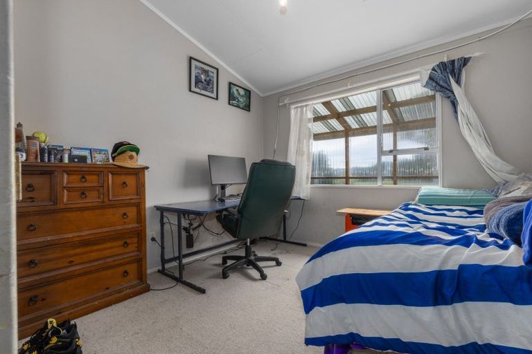 Photo of property in 24 Conclusion Street, Ascot Park, Porirua, 5024