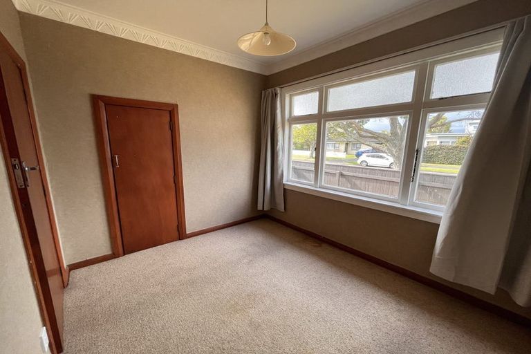 Photo of property in 53 Wood Street, Takaro, Palmerston North, 4410