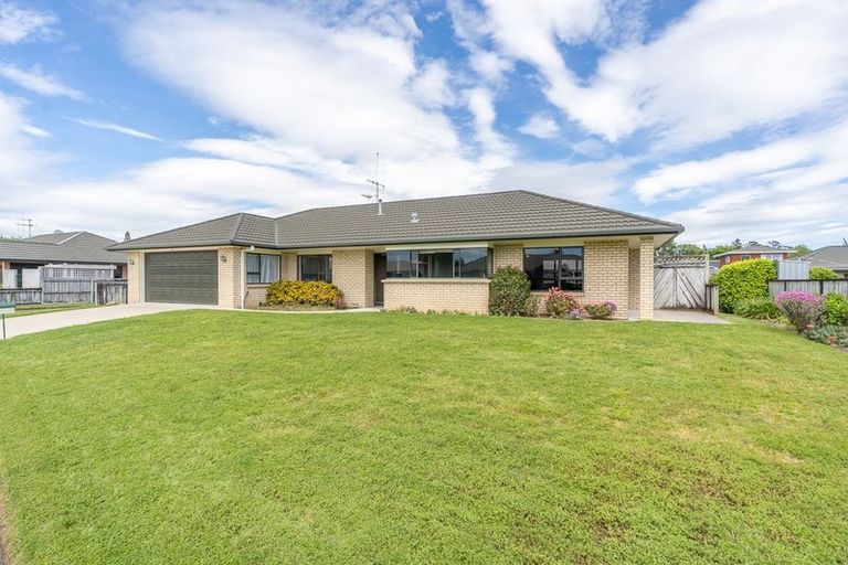 Photo of property in 4 Mews Place, Forest Lake, Hamilton, 3200