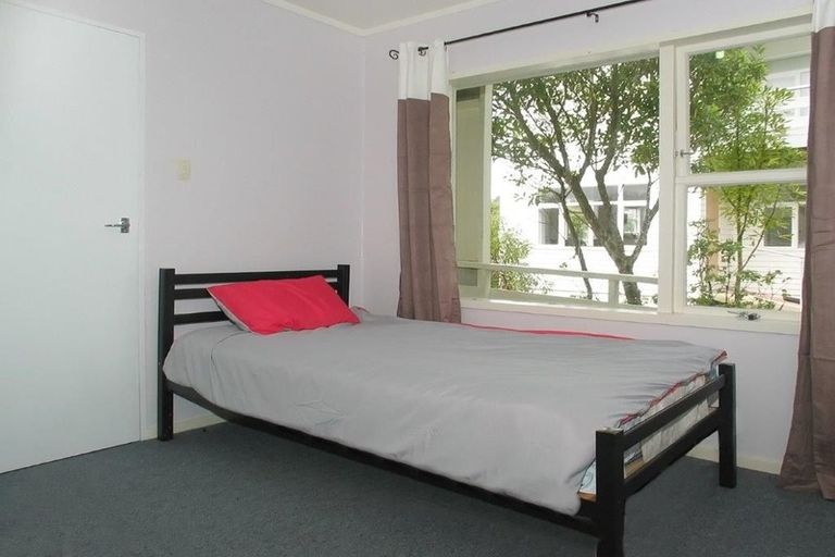 Photo of property in 25c Winston Street, Crofton Downs, Wellington, 6035