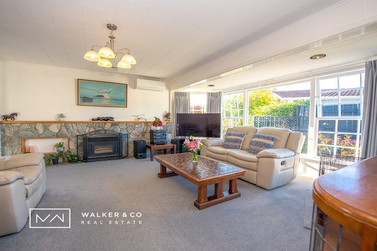 Photo of property in 35 Mountbatten Grove, Clouston Park, Upper Hutt, 5018