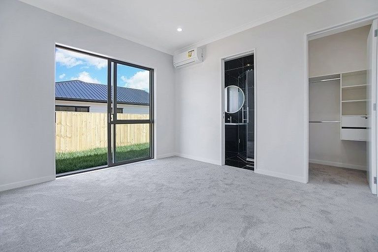 Photo of property in 24 Perkins Street, Papakura, 2110
