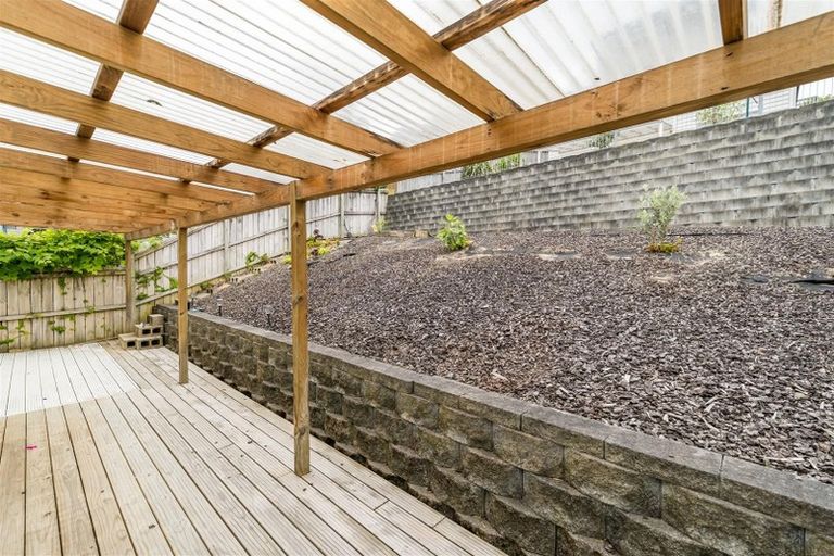 Photo of property in 92 Kaipatiki Road, Glenfield, Auckland, 0629