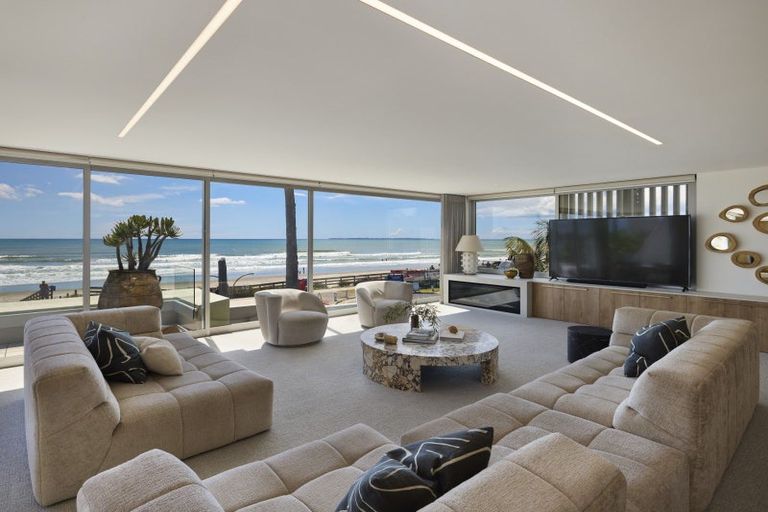 Photo of property in 7 Surf Road, Mount Maunganui, 3116