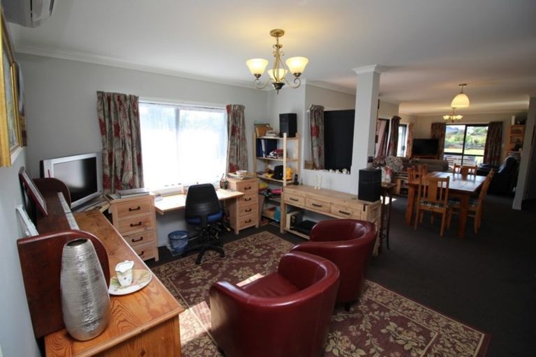 Photo of property in 7 Guthrie Court, Bulls, 4818