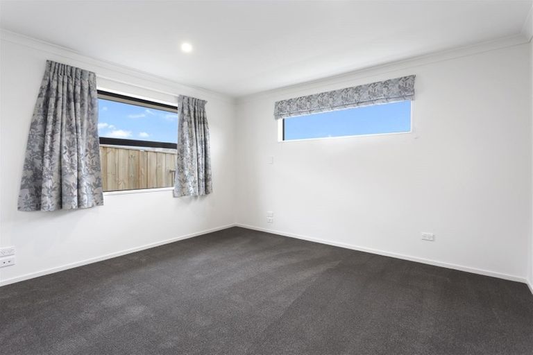 Photo of property in 17 Tutton (pvt) Mews, Rangiora, 7400