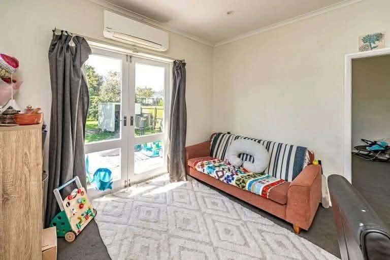 Photo of property in 103 Anzac Parade, Whanganui East, Whanganui, 4500