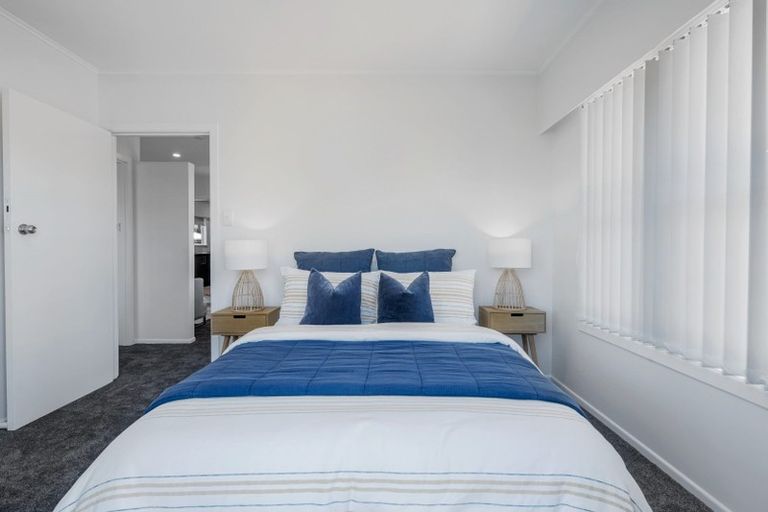 Photo of property in 2/99 Clovelly Road, Bucklands Beach, Auckland, 2012