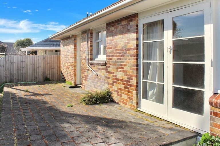 Photo of property in 24 Wentworth Street, Ilam, Christchurch, 8041