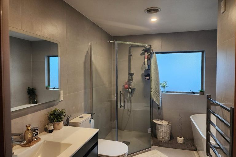 Photo of property in 1/8 Ramsgate Terrace, Mairangi Bay, Auckland, 0630