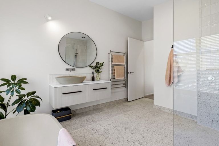 Photo of property in 194 Peninsula Road, Kawarau Falls, Queenstown, 9300