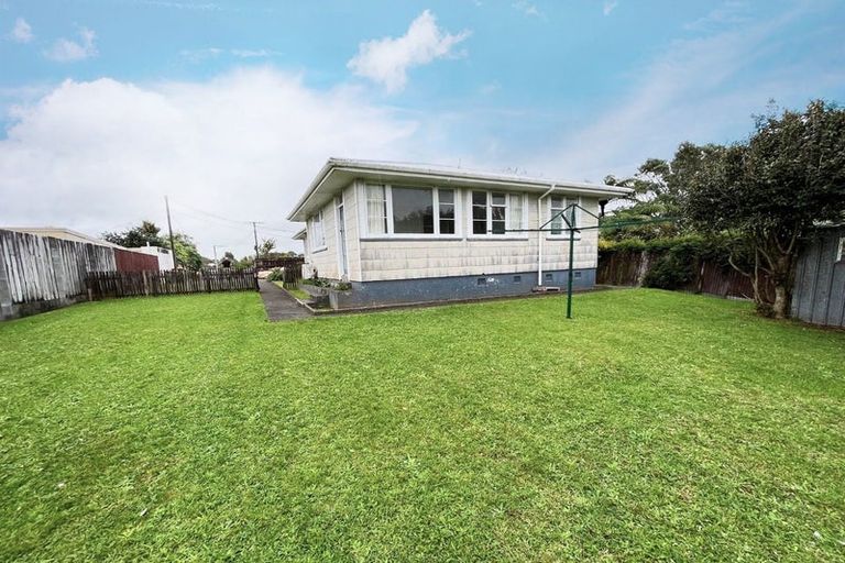 Photo of property in 1/12a Walsh Road, Westown, New Plymouth, 4310