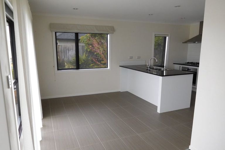 Photo of property in 8 Isobel Hodgson Drive, Cambridge, 3434