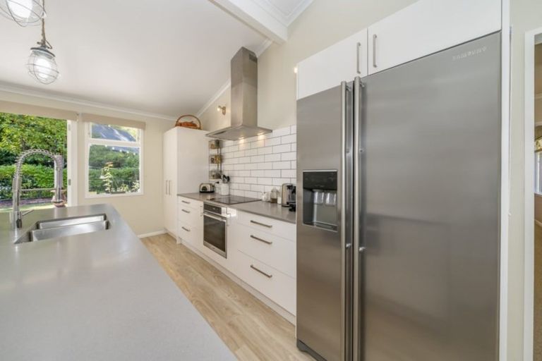 Photo of property in 30 Marlborough Street, Silverstream, Upper Hutt, 5019