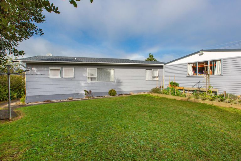 Photo of property in 19 Simon Road, Raglan, 3225