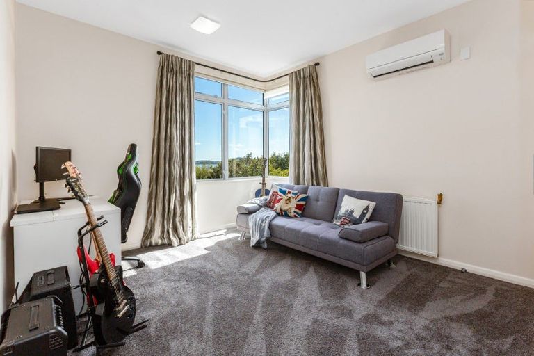 Photo of property in 59 The Masthead, Whitby, Porirua, 5024
