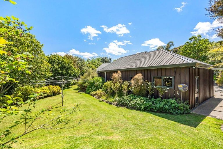 Photo of property in 22b Stone Road, Bombay, 2675