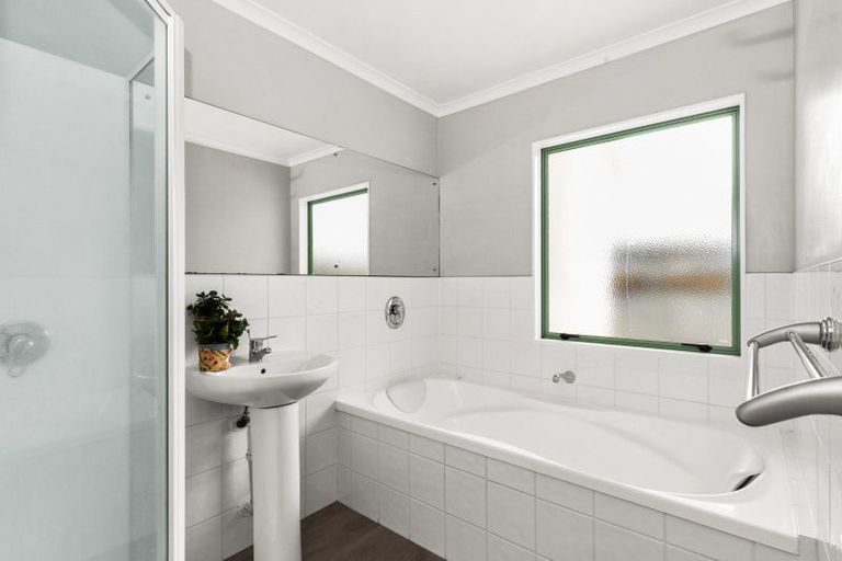 Photo of property in 188 Auckland Road, Greenmeadows, Napier, 4112