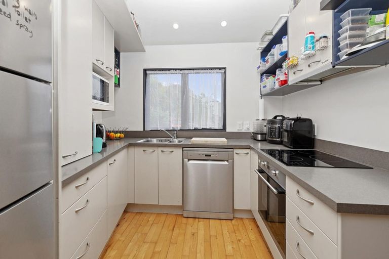 Photo of property in 48f Arawa Street, New Lynn, Auckland, 0600