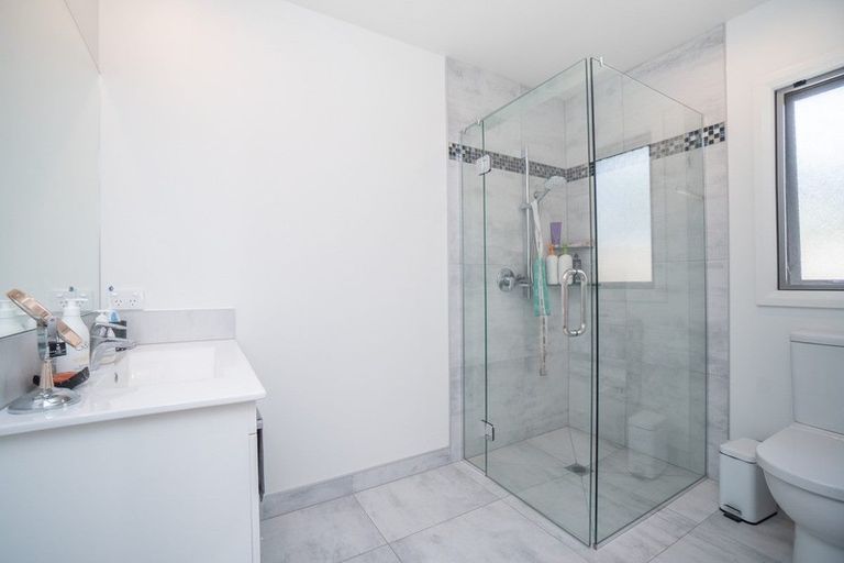 Photo of property in 33b Windsor Street, Terrace End, Palmerston North, 4410