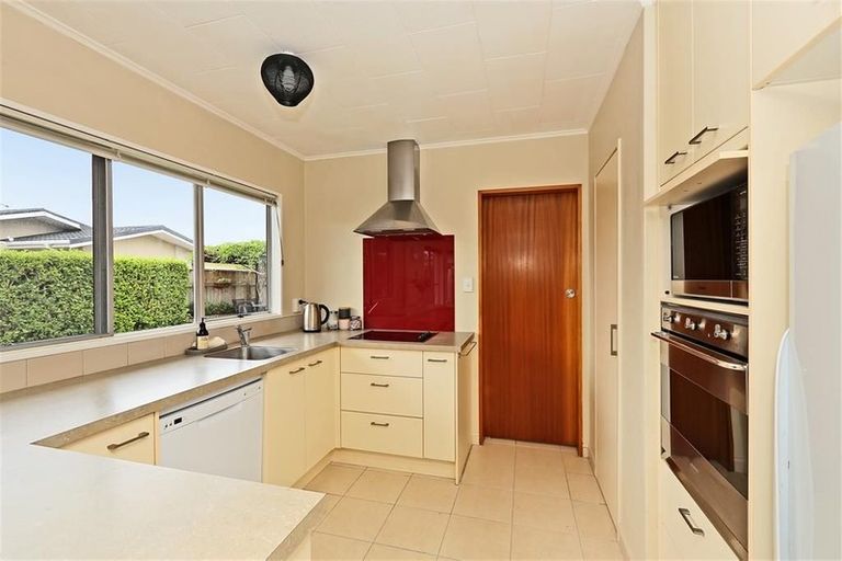 Photo of property in 3 D'arcy Place, Taradale, Napier, 4112