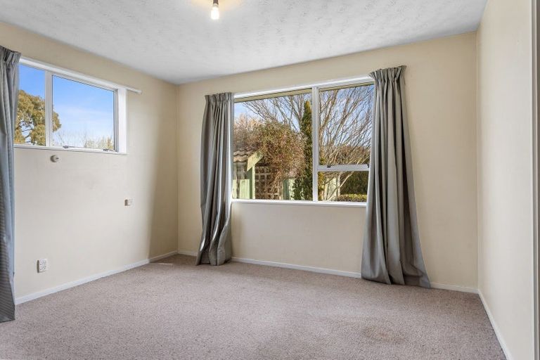 Photo of property in 2 Montgomery Street, Cheviot, 7310