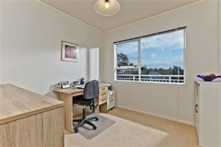 Photo of property in 94 Stapleford Crescent, Browns Bay, Auckland, 0630