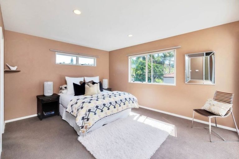 Photo of property in 2/41 Selwyn Crescent, Forrest Hill, Auckland, 0620
