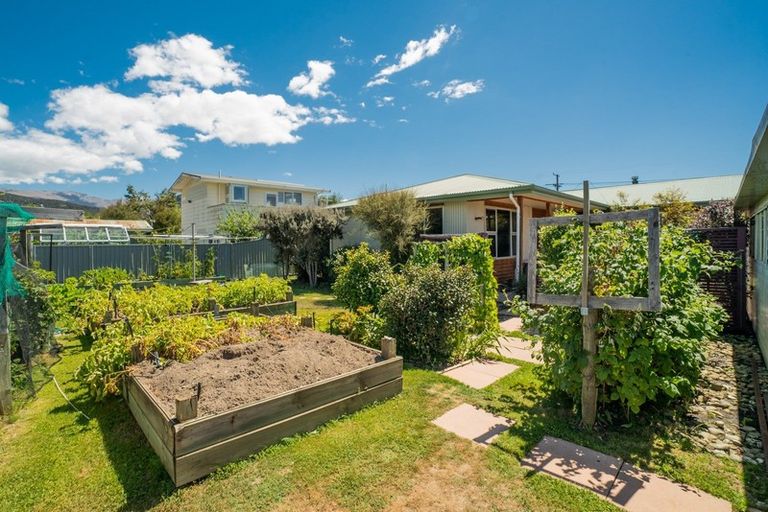 Photo of property in 24 Kingston Street, Albert Town, Wanaka, 9305