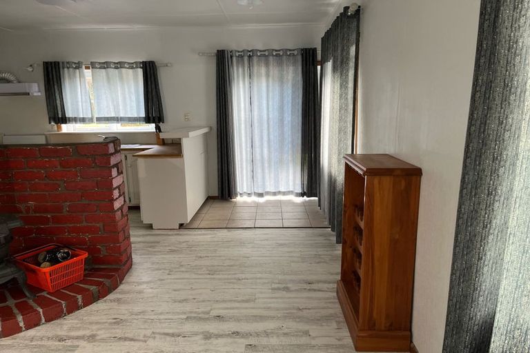 Photo of property in 129 Golf Road, Titirangi, Auckland, 0600