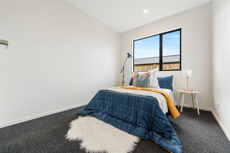 Photo of property in 10 Kokotea Road, Massey, Auckland, 0614