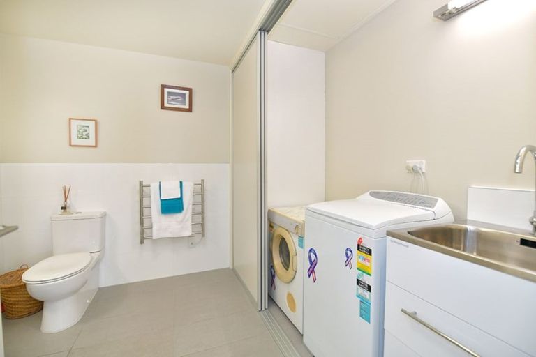 Photo of property in 59 Parkside Drive, Orewa, 0931