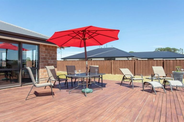 Photo of property in 114 Pegasus Boulevard, Pegasus, 7612